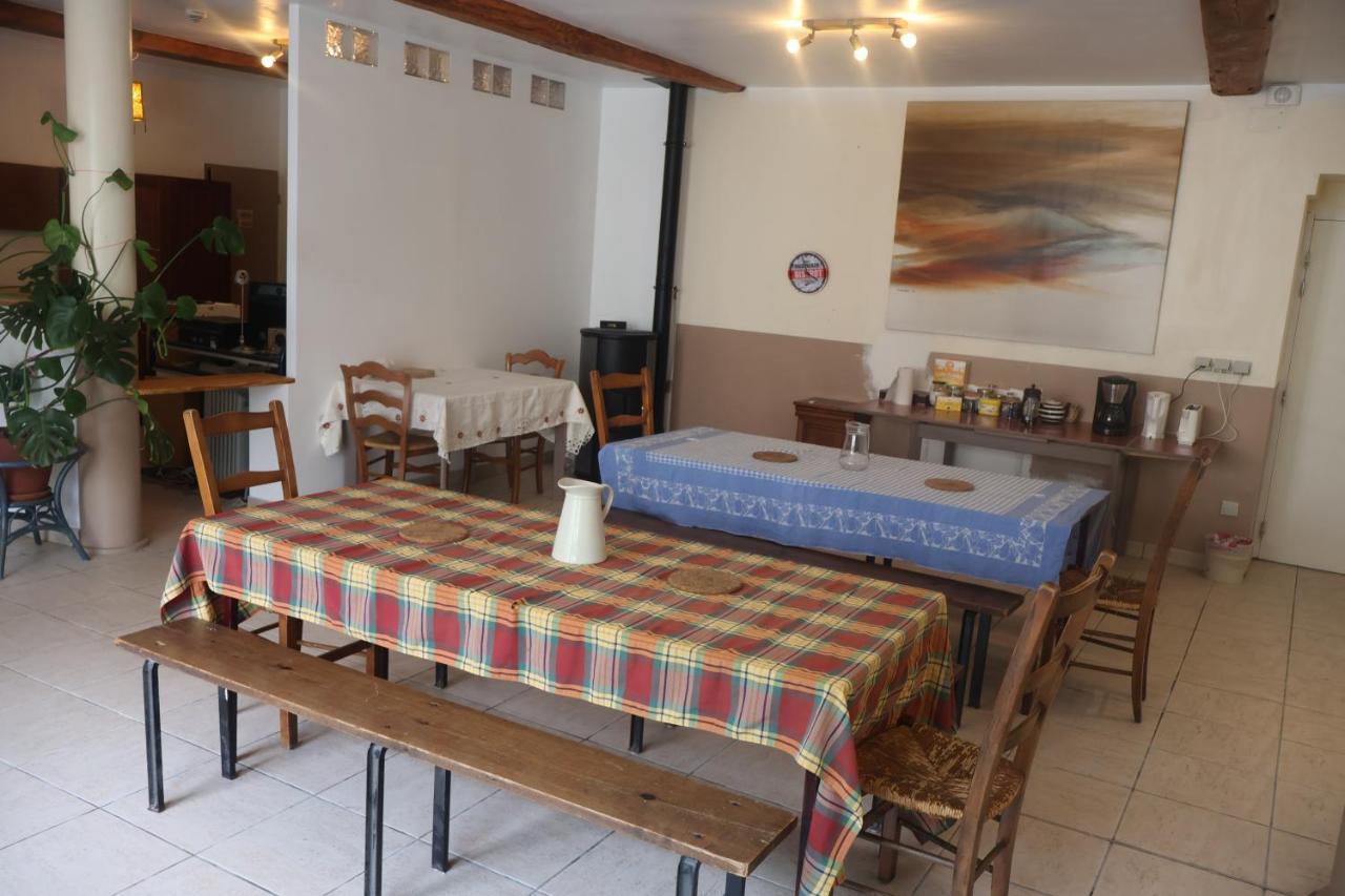 Solfe Backpacker Hostel Люс-Сен-Совер Екстериор снимка