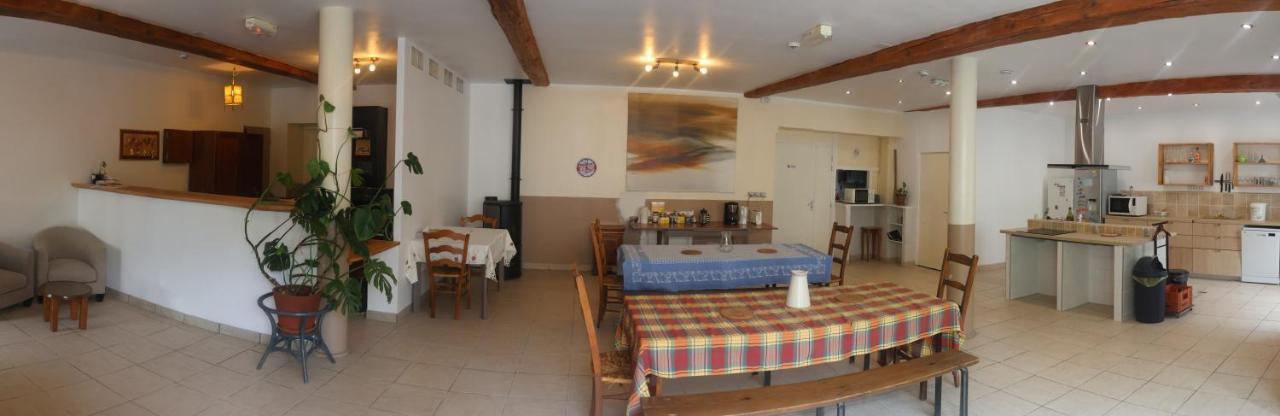 Solfe Backpacker Hostel Люс-Сен-Совер Екстериор снимка