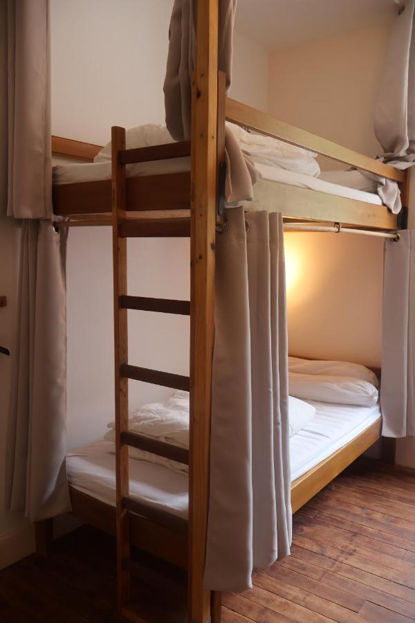 Solfe Backpacker Hostel Люс-Сен-Совер Екстериор снимка